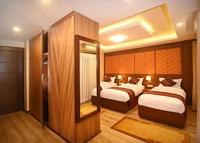 Sherpani Hotel 3*