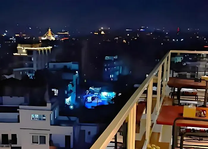 Hotel Sherpani 3*